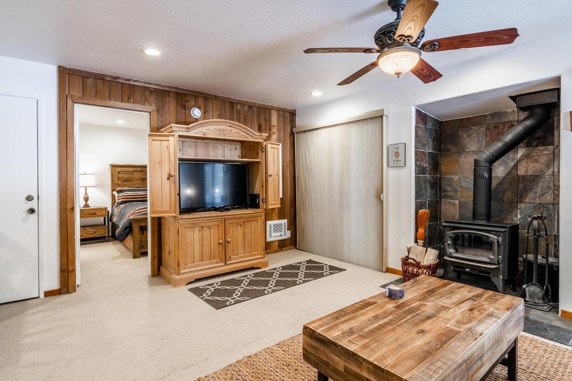 Hidden Valley Village #103 Nicely Updated 1 Bedroom 1 Bathroom Condo Short 10 Min Walk From Village Mammoth Lakes Szoba fotó